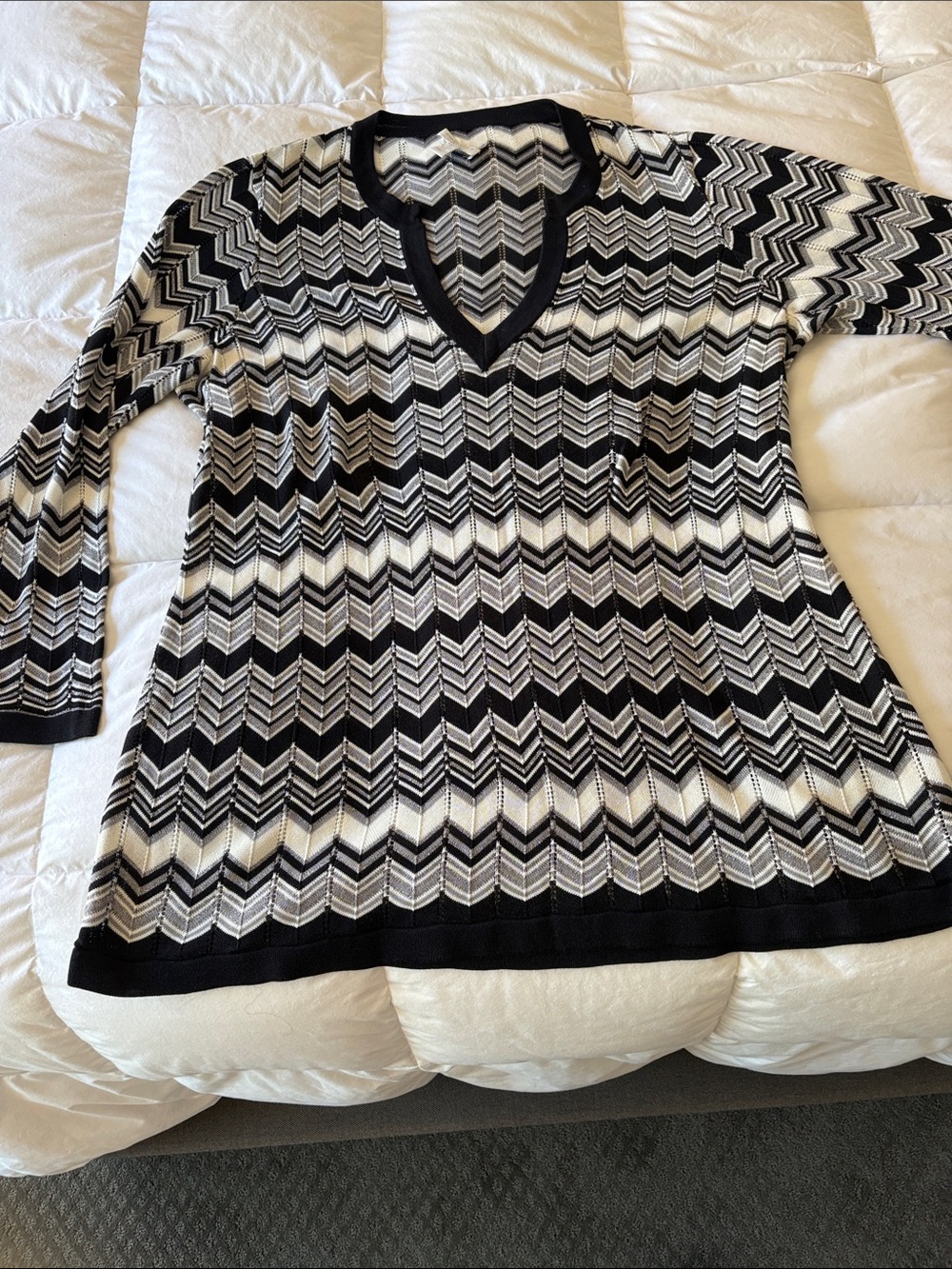 Charter Club Black & White Chevron V-Neck Sweater